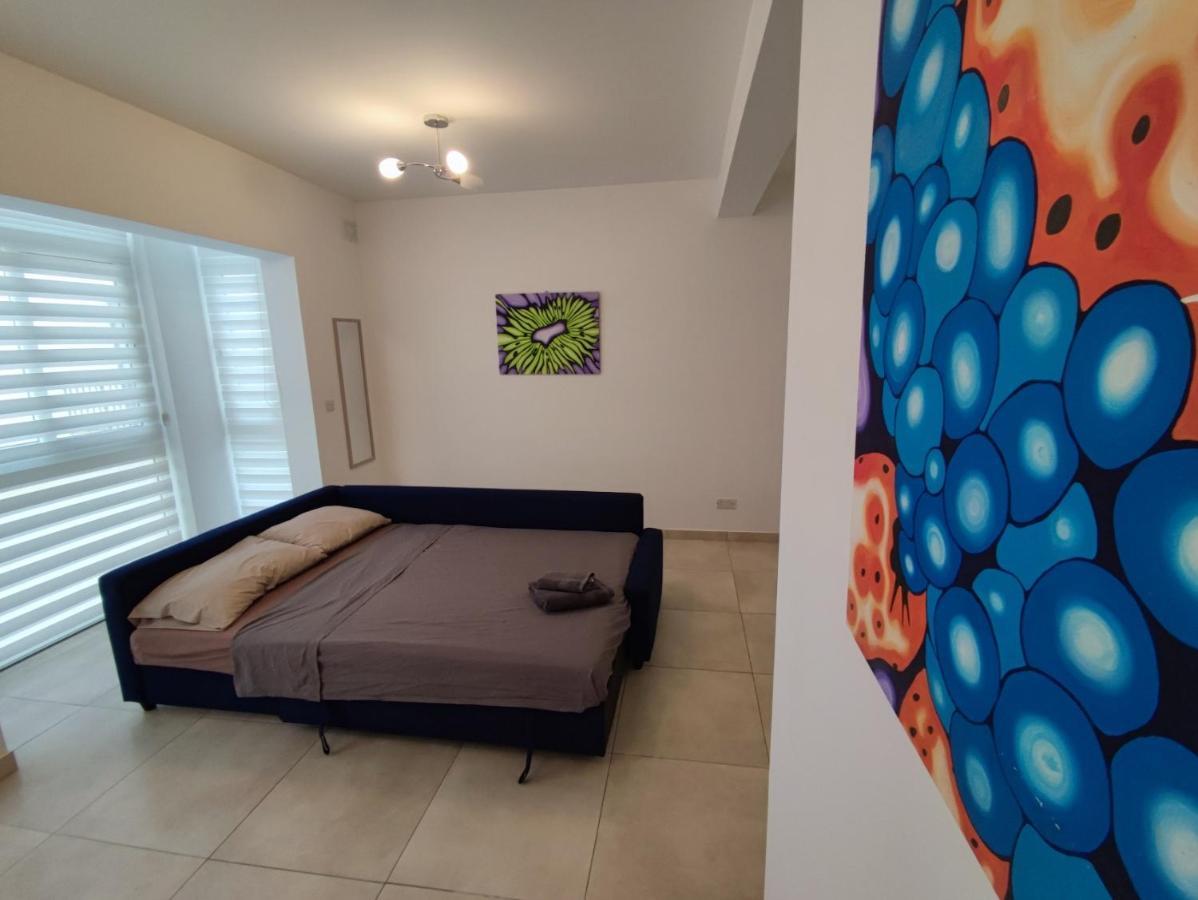 Modern Apartment In Gzira Exterior photo